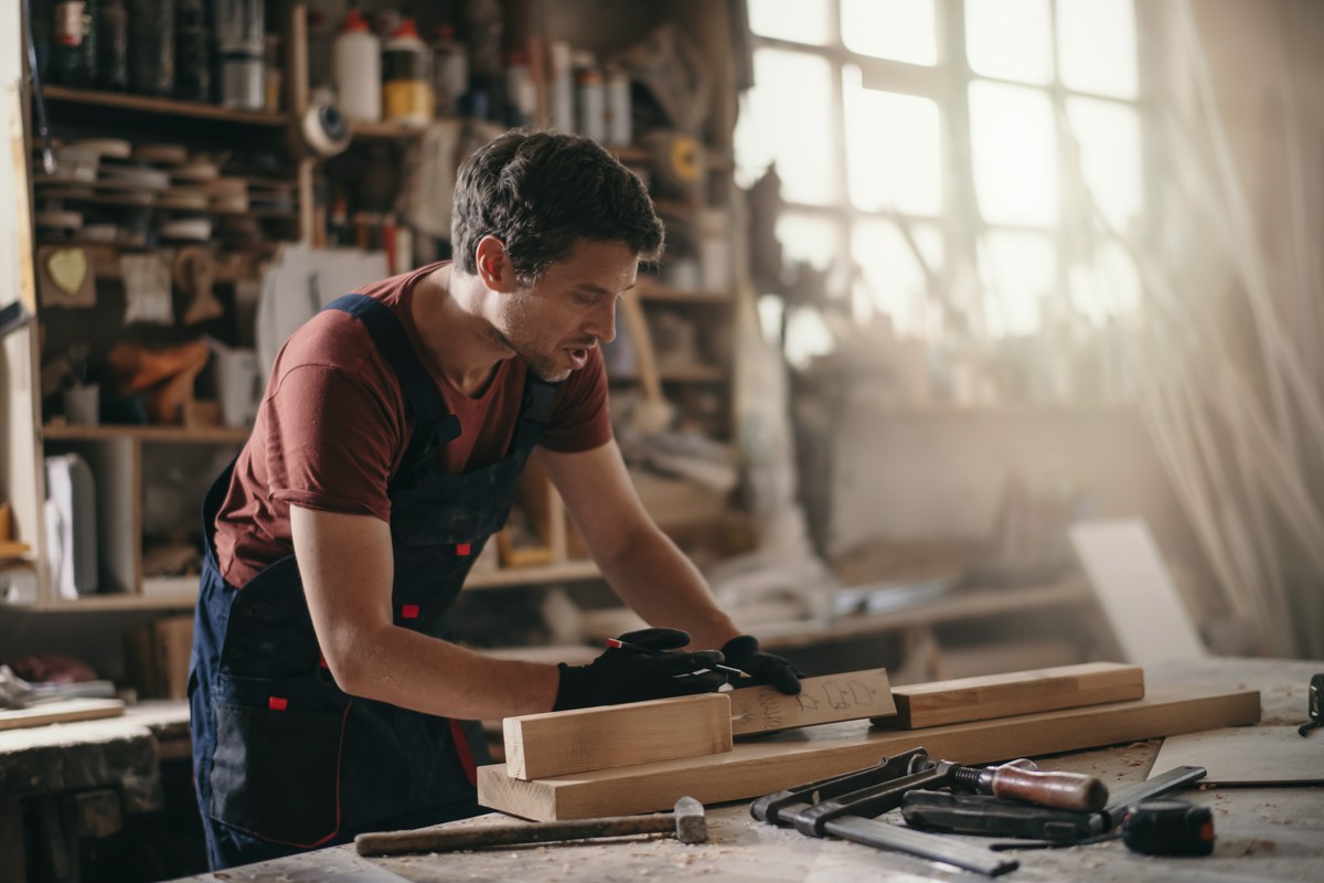 Dostosowywanie obiektów z płyt warstwowych